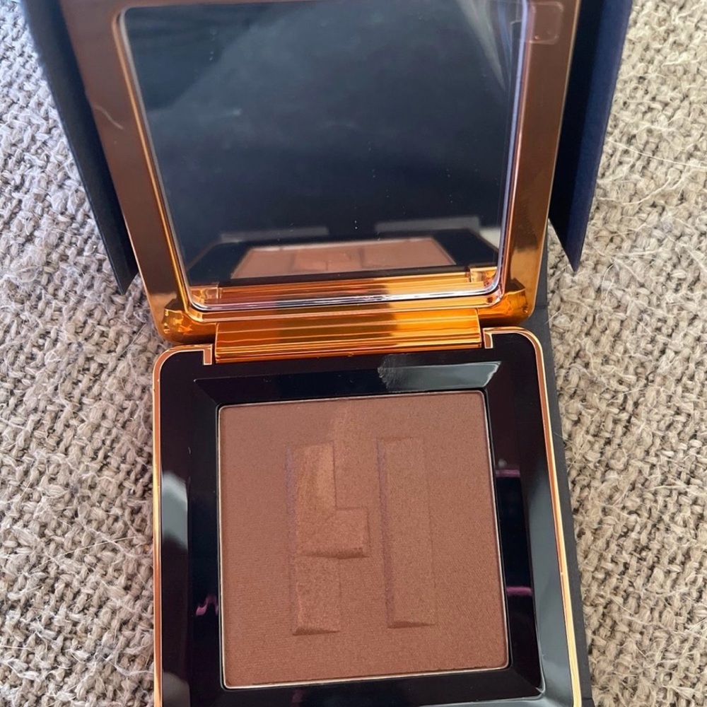 Haus Labs by Lady Gaga Rich Deep Level 10 Bronzer